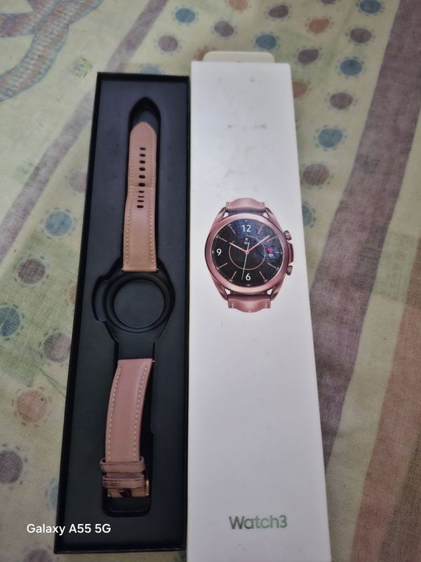 Продам смарт часы самсунг watch 3. 41мм.