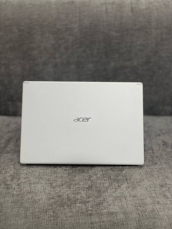 Acer aspire 5 Acer aspire 5