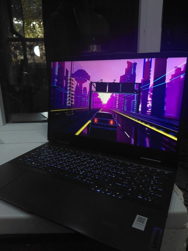 Ноутбук Lenovo LOQ 15" с Ryzen 5 7640HS и RTX 4050