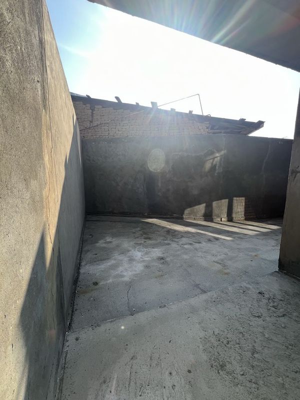 Коттеж Домбрабад 1.5 соту 360м2 4 этажли Коттеж Домбрабад 1.5 соту 360м2 4 этажли
