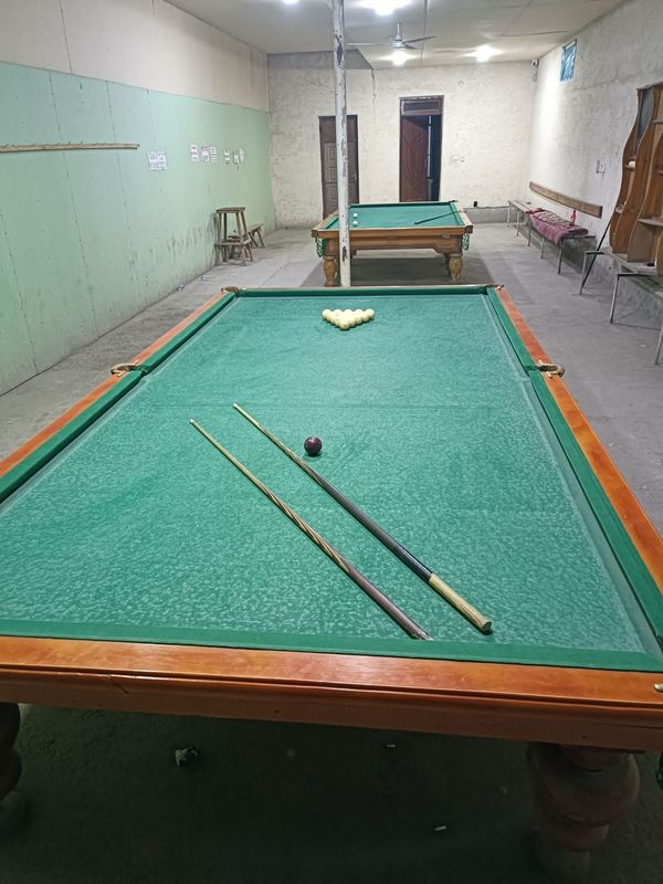 Billiard miramir stol sotiladi