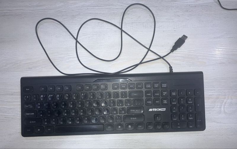Klaviatura Avtech Pro