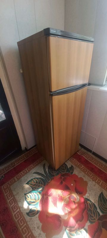 Холодильник Indezit Холодильник Indezit