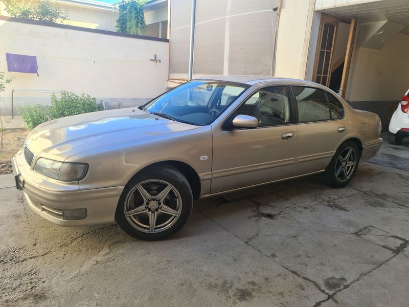 Nissan maxiama Sotiladi Nissan maxiama Sotiladi