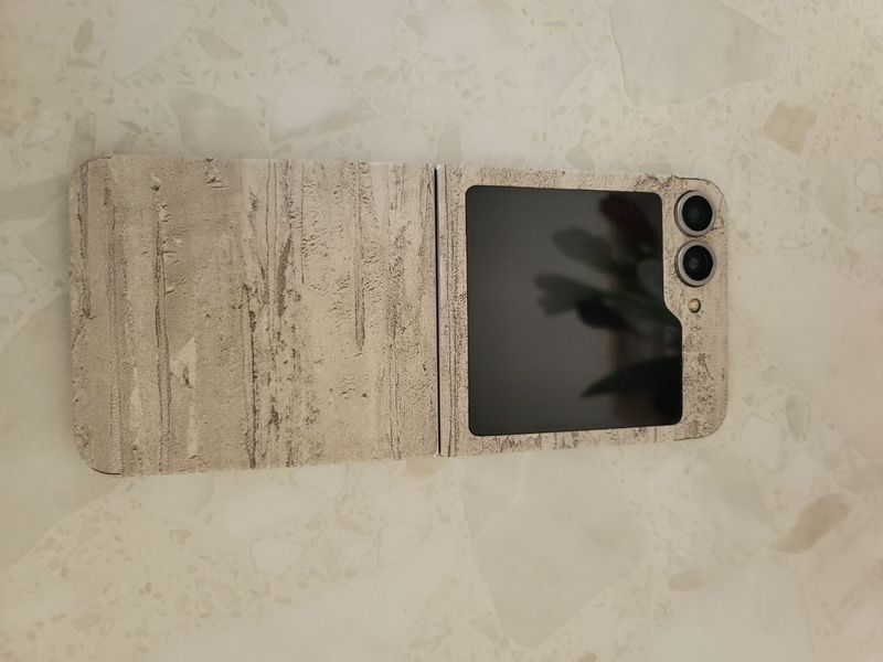 Samsung z flip 6