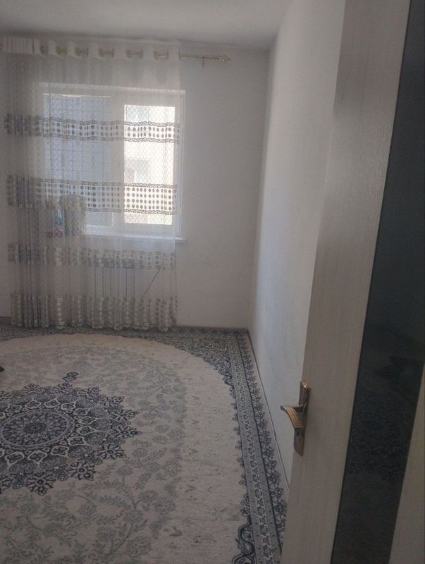 KVARTIRA TEZDA uy sotilafi 3 xonali barcha sharoitlari bor
