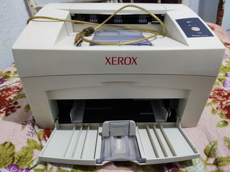 Printer Srochna sotiladi
