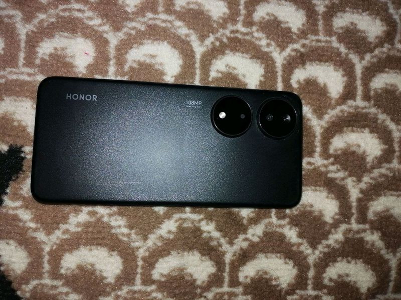 HONOR X7B 6000mach 8+8 aperativka 128 pamiyat HONOR X7B 6000mach 8+8 aperativka 128 pamiyat
