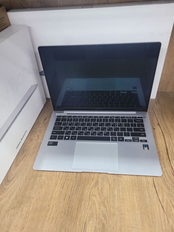 Ультрабук Samsung Galaxy Book4 Pro 14" Korea Intel Core Ultra 7-155H