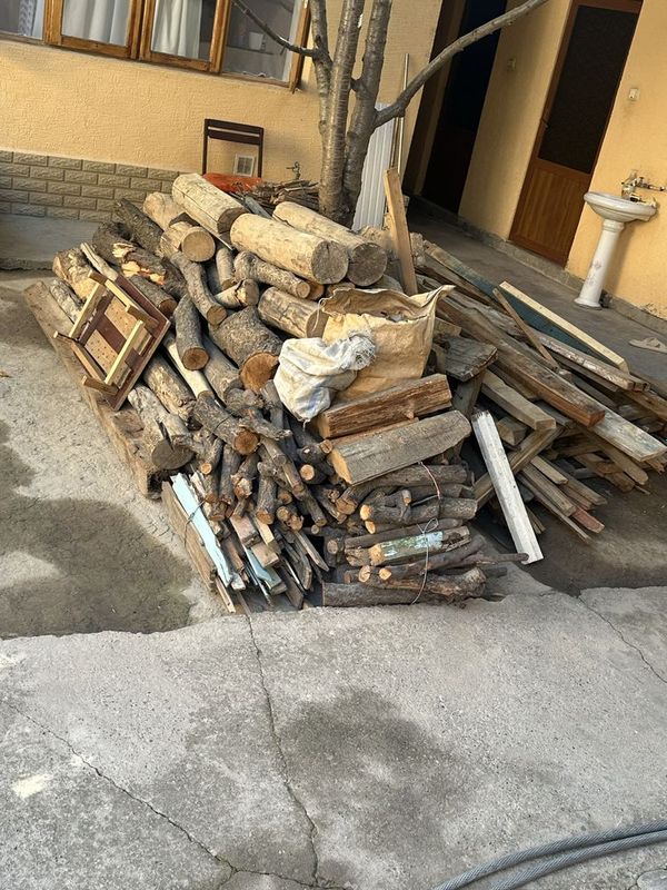 Дрова из фруктовых и ореховых сосен