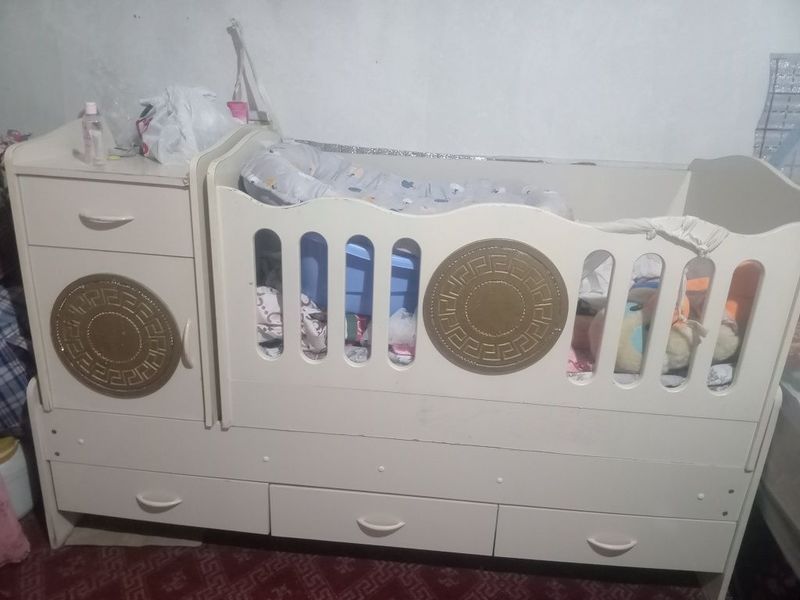 Bolalar karavoti Bolalar karavoti