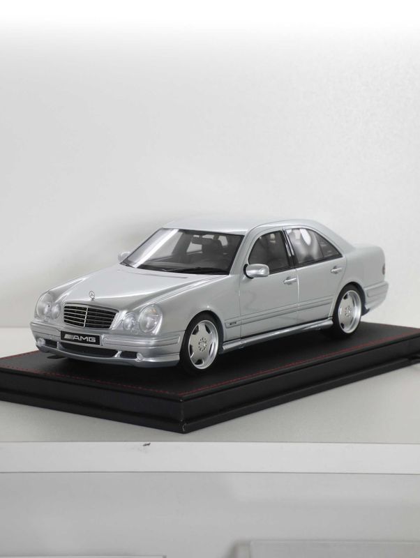 Mercedes-Benz W210 3d model Mers AMG W210 1:18 D-модель