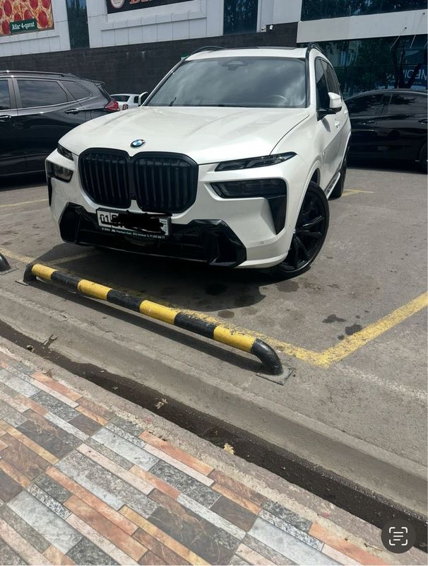 Продам машину bmw x7. 2023 shadow line! Продам машину bmw x7. 2023 shadow line!