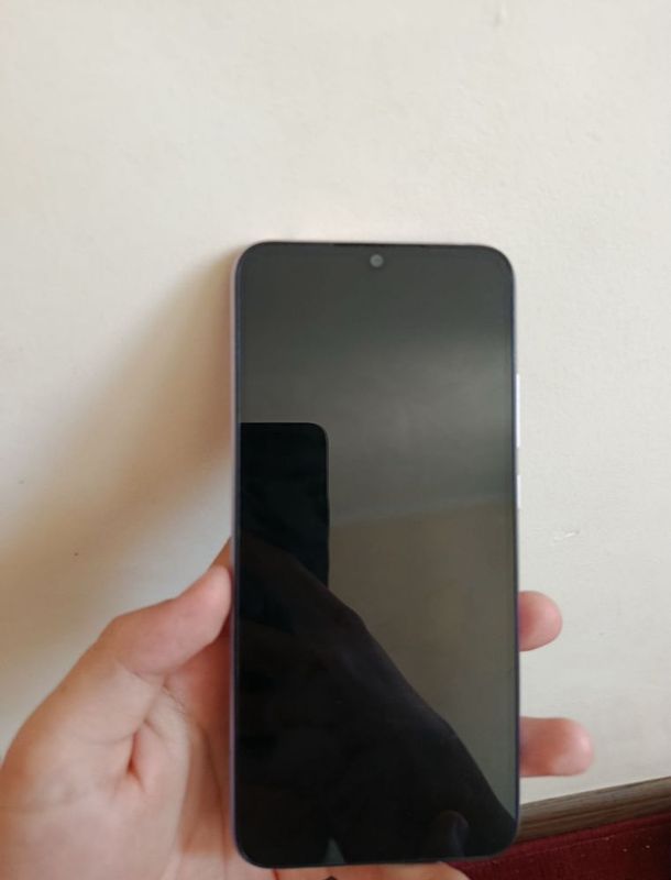 Redmi 9c xolati ideal 128 gb rangi xamelion dak yoq