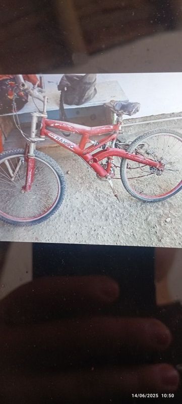 Velosiped sotiladi narxi kelishiladi Velosiped sotiladi narxi kelishiladi