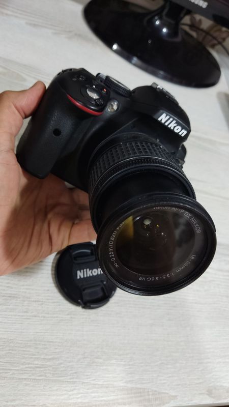 Фотоаппарат Nikon D5300 Фотоаппарат Nikon D5300