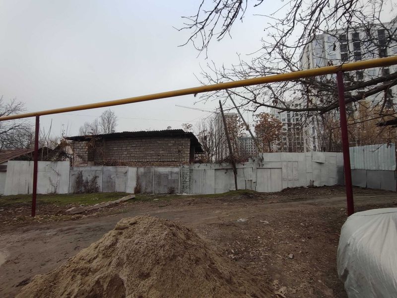 Продам участок 6,5 соток Мирзо Улугбекский р-н Продам участок 6,5 соток Мирзо Улугбекский р-н
