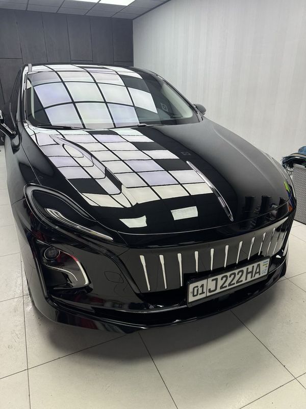 Продается Hongqi eqm5 Продается Hongqi eqm5