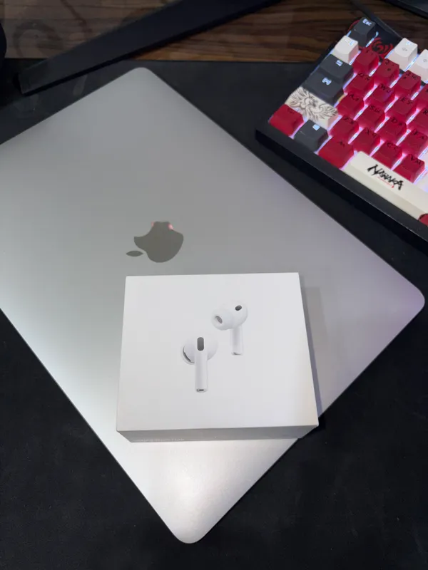 AirPods Pro 3 - Cover Photo