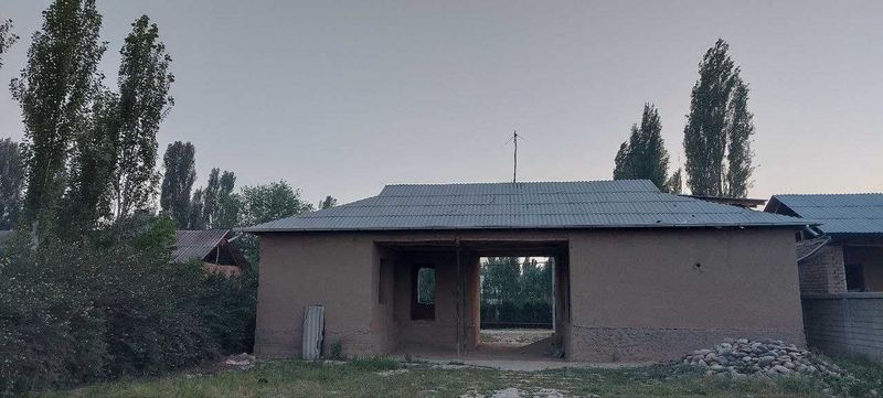 Участка сотилади
