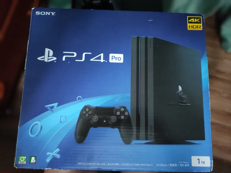Sony Playstation 4 pro 1TB