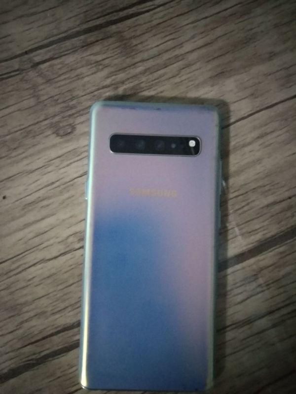 Samsung s10 5g 256/8