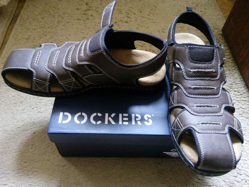 сандали кожаные DOCKERS US 13,UK 12,EUR 47,(31cm) сандали кожаные DOCKERS US 13,UK 12,EUR 47,(31cm)