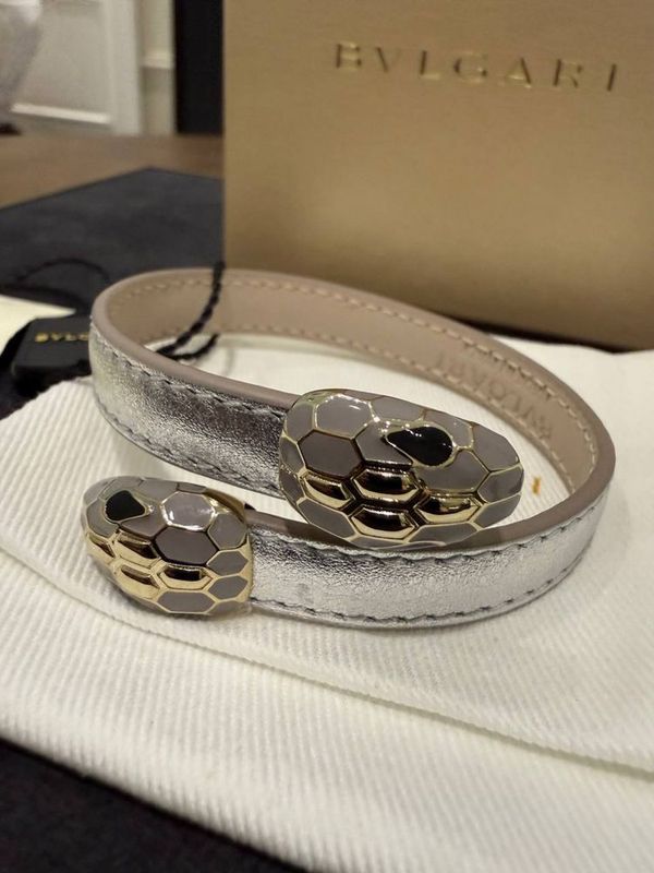 NEW Браслет Bvlgari Serpenti Forever 294643 NEW Браслет Bvlgari Serpenti Forever 294643