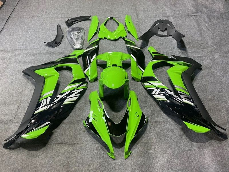 Kawasaki zx-10r korpus sotiladi