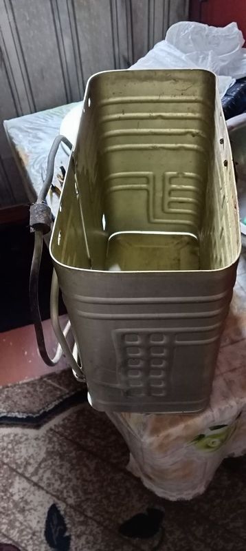 Продаётся испаритель для холодильника и фруктовый ящик от холодильника Продаётся испаритель для холодильника и фруктовый ящик от холодильника