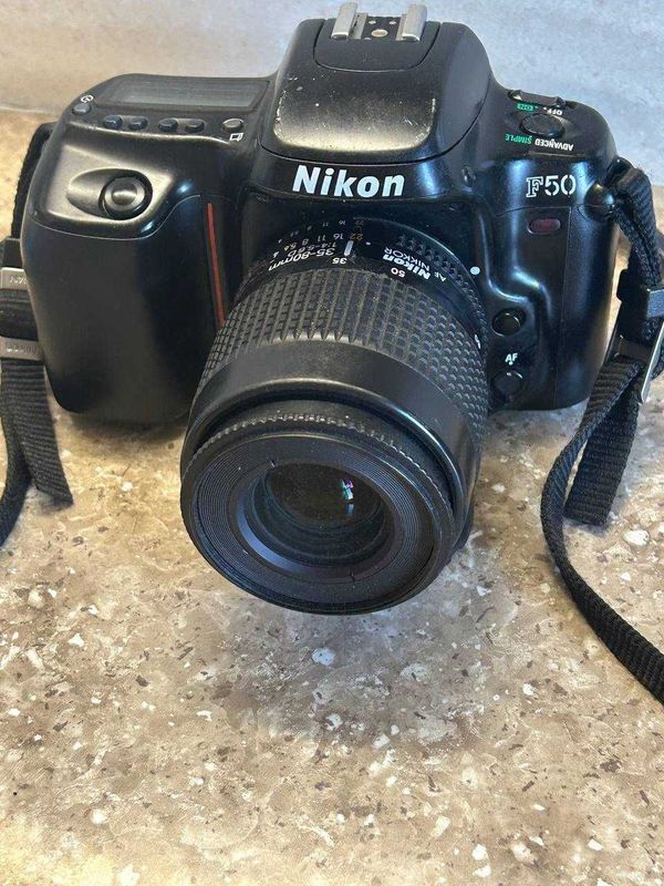 Пленочный автофокусный фотоаппарат NIKON F50