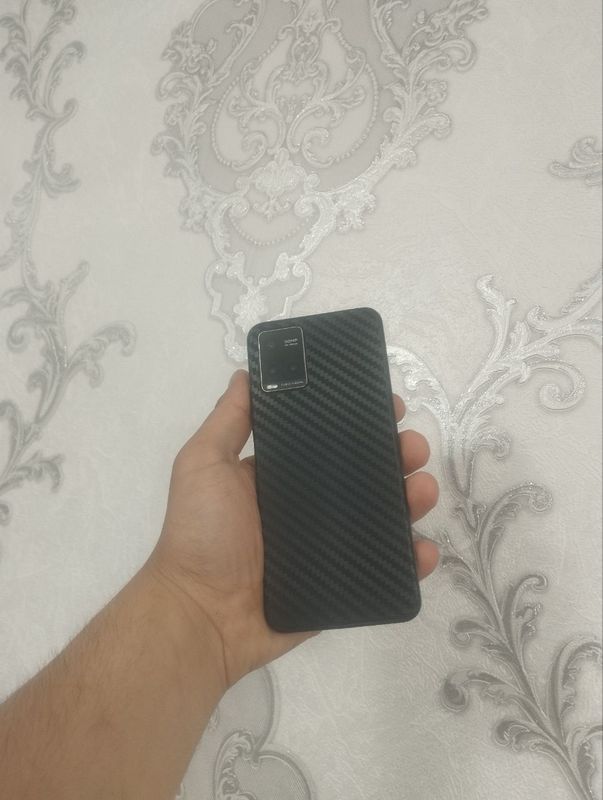 Vivo Y33s 128gb ideal