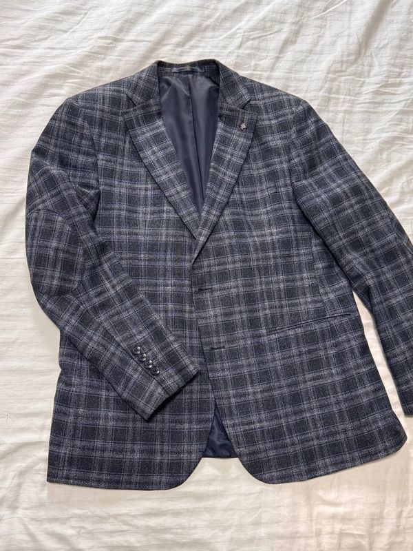 Пиджак мужской размера L ,xl Пиджак мужской размера L ,xl
