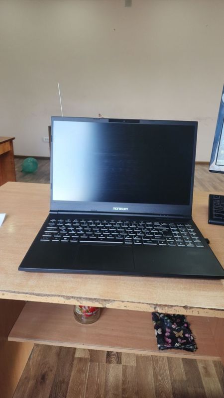 Продаётся Notebook Monster abra i5 Продаётся Notebook Monster abra i5