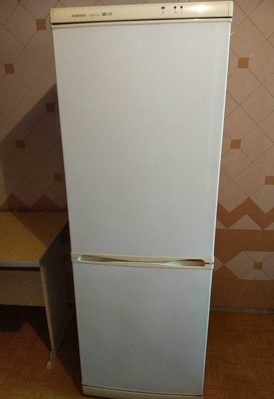 Холодильник Perfekt Холодильник Perfekt