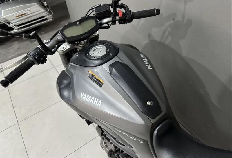 Мотоцикл YAMAHA MT07 Японский ABS 2014