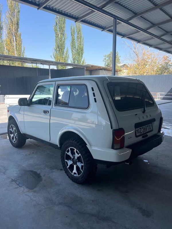 Продается авто Нива Продается авто Нива