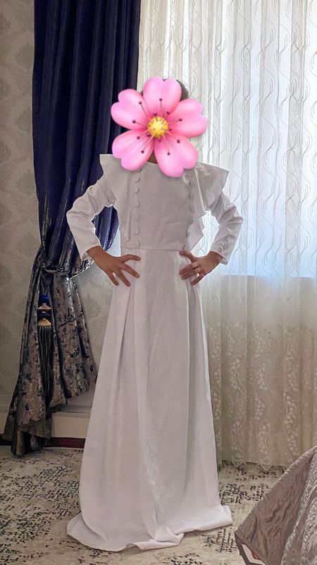 Oppoq koylak yoz bahor uchun Oppoq koylak yoz bahor uchun