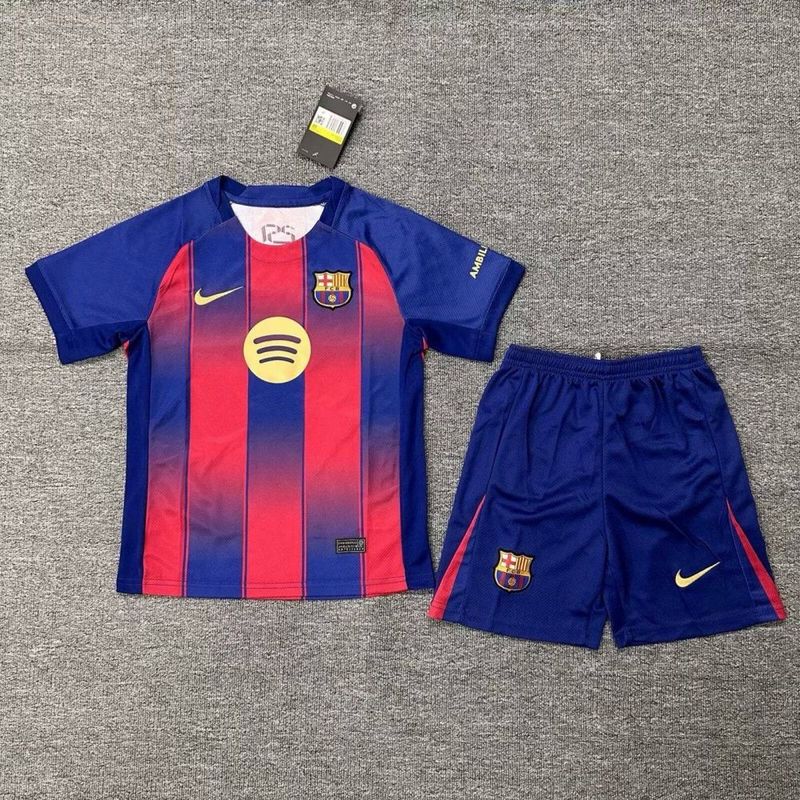 Barcelona futbol formalari Барселона футбольные формы Barcelona futbol formalari Барселона футбольные формы