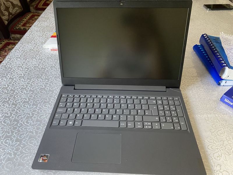 Lenavo Ryzen 5 3500 Lenavo Ryzen 5 3500