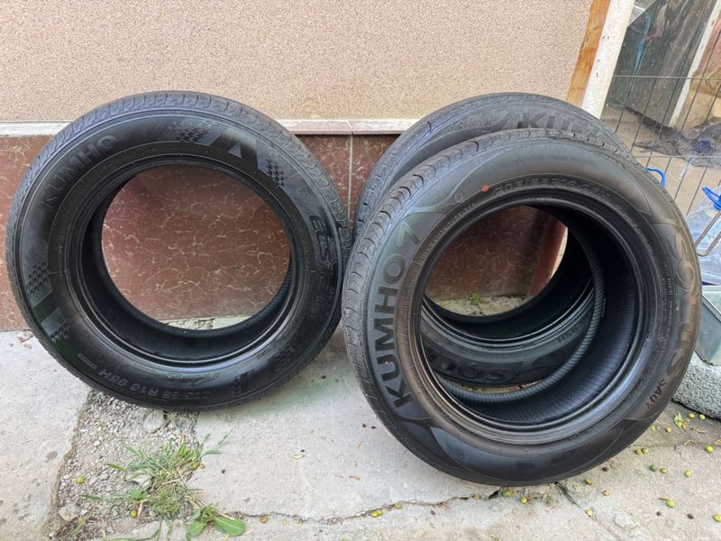 продаются автошины 205*65 R 16 KUMHO продаются автошины 205*65 R 16 KUMHO