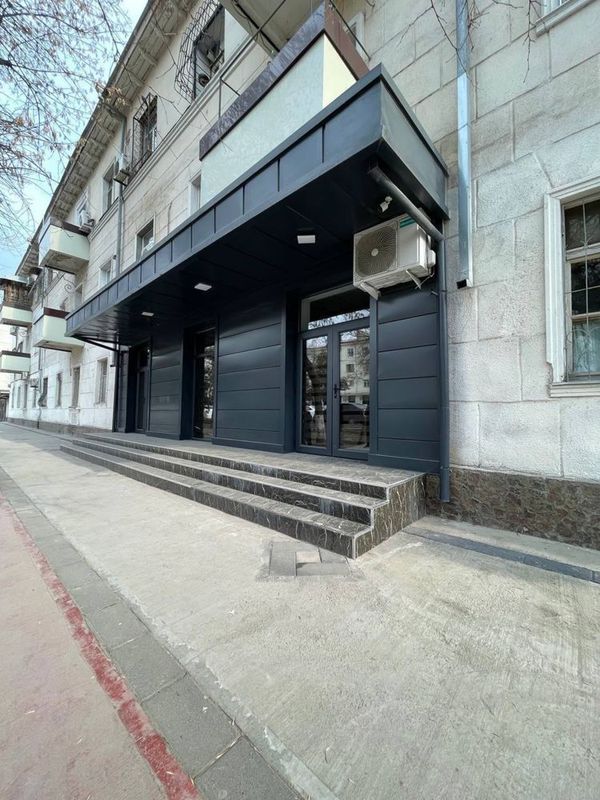 Аренда под Офис Ориентир Улица Шота Руставели 150м2 2500$ торг Аренда под Офис Ориентир Улица Шота Руставели 150м2 2500$ торг