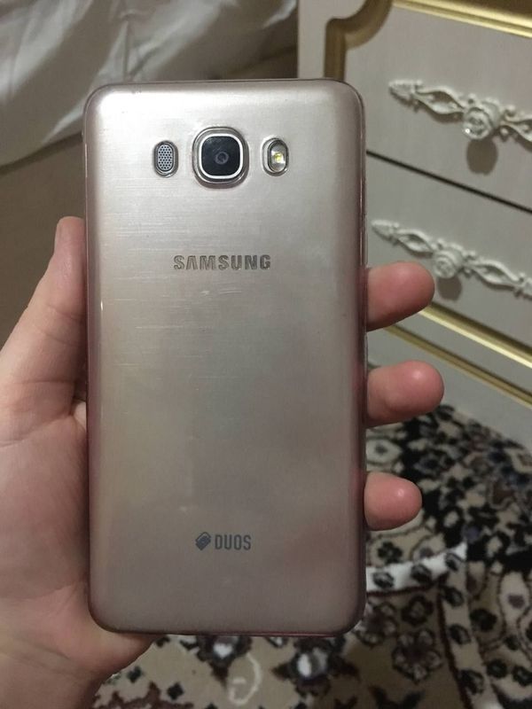 Samsung galaxy J7