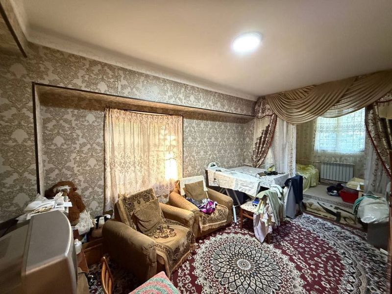 Ю-абад 4кв 2/1/4 Кирпич, 51м2, Срочно! Ю-абад 4кв 2/1/4 Кирпич, 51м2, Срочно!