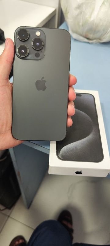 Iphone XR. Iphone 15 pro Iphone XR. Iphone 15 pro