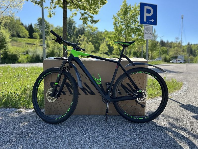 CUBE Reaction race carbon 23/29 из Германие CUBE Reaction race carbon 23/29 из Германие