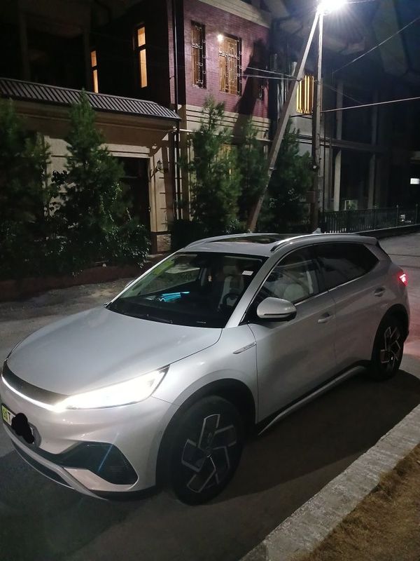 Byd Yuan Plus 5-pozitsiya Byd Yuan Plus 5-pozitsiya
