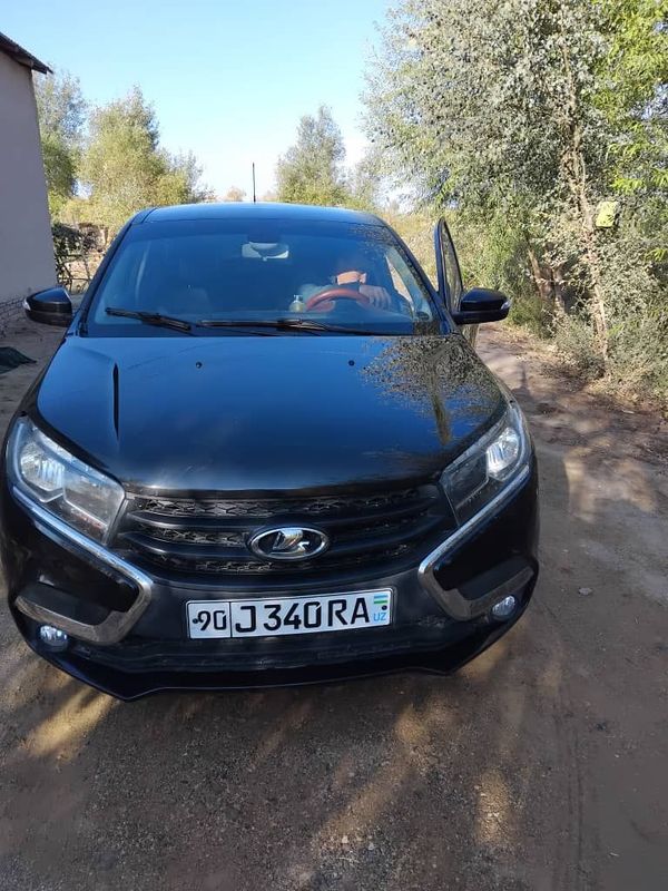 Lada Xray 2018 yil Lada Xray 2018 yil