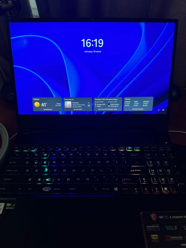 игровой ноутбук MSI GL 65 i-7 rtx 2070 super