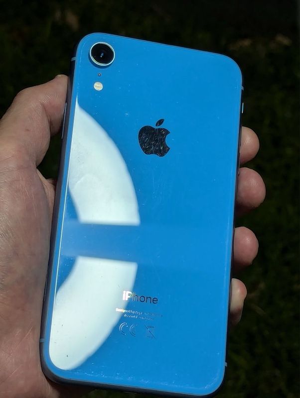 Iphone XR 64 tali